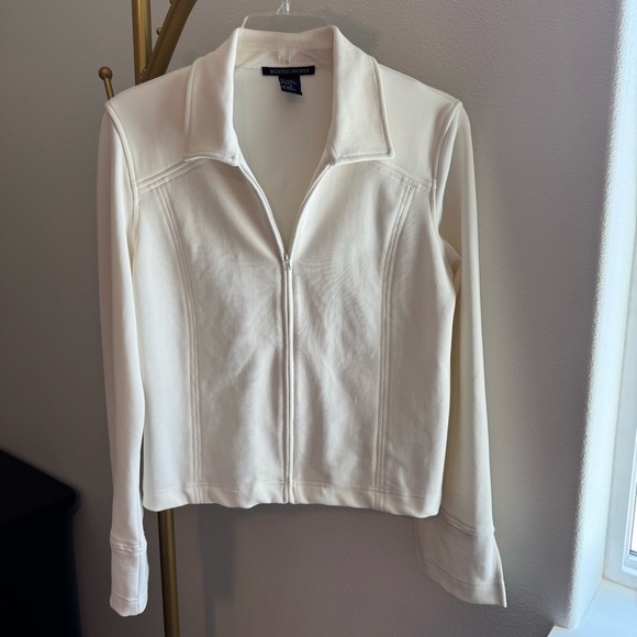 Boston Proper Jackets & Blazers - Boston Proper Sporty Zip Front Creamy White Knit Jacket w/Vented Sleeve - Small